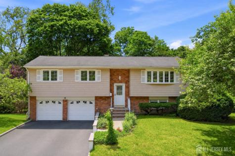 8 Nottingham Drive East Brunswick NJ 08816