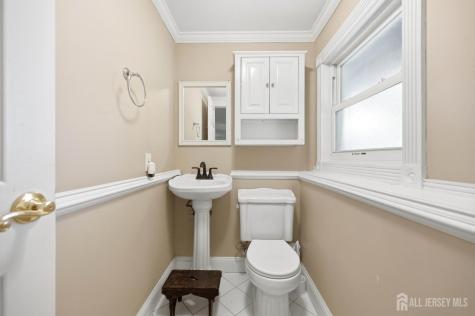 8 Nottingham Drive East Brunswick NJ 08816
