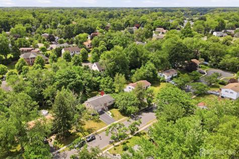 8 Nottingham Drive East Brunswick NJ 08816