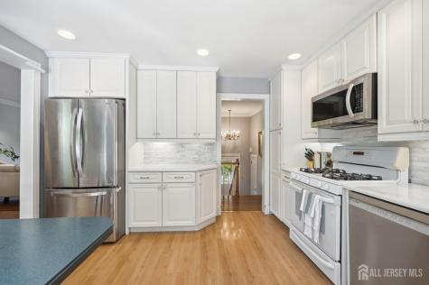 8 Nottingham Drive East Brunswick NJ 08816