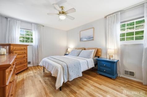8 Nottingham Drive East Brunswick NJ 08816