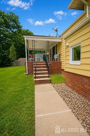 35 Shelley Road Springfield NJ 07081