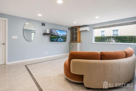 35 Shelley Road Springfield NJ 07081