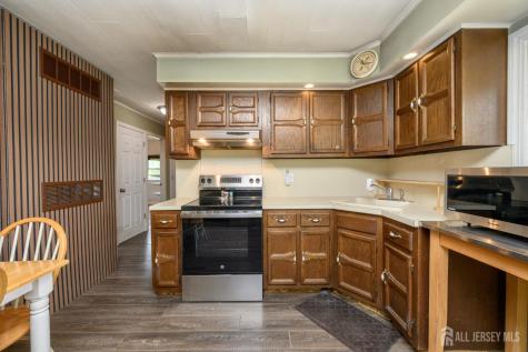 214 Colonia Boulevard Colonia NJ 07067