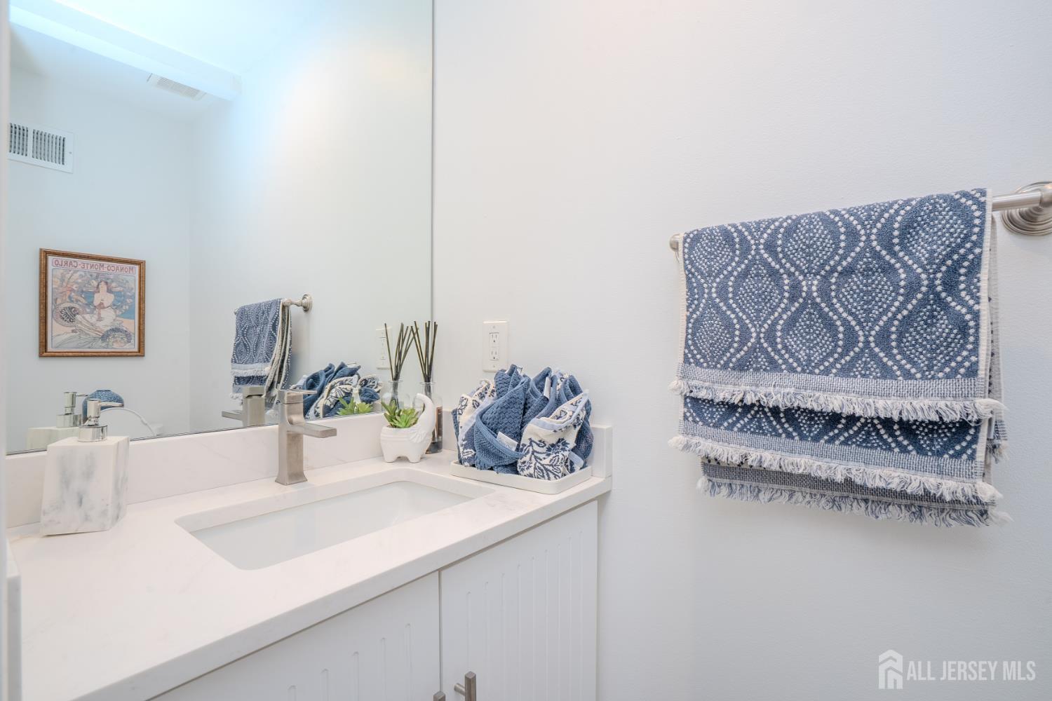 6 Fountain Drive Franklin NJ 08873