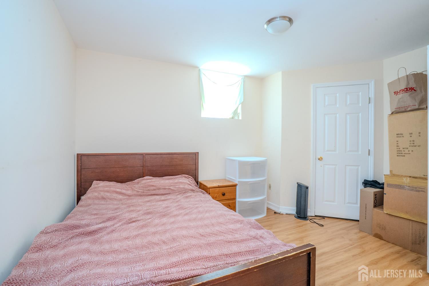 6 Fountain Drive Franklin NJ 08873