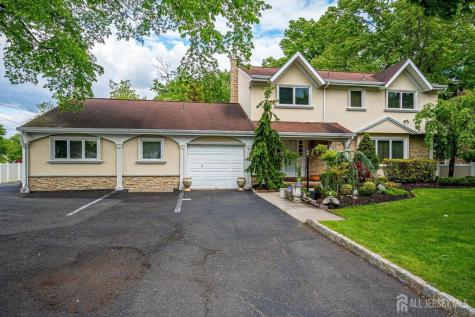 688 Grove Avenue Edison NJ 08820
