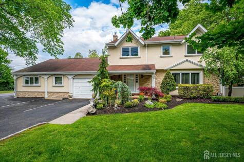 688 Grove Avenue Edison NJ 08820
