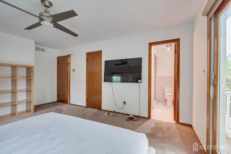 688 Grove Avenue Edison NJ 08820