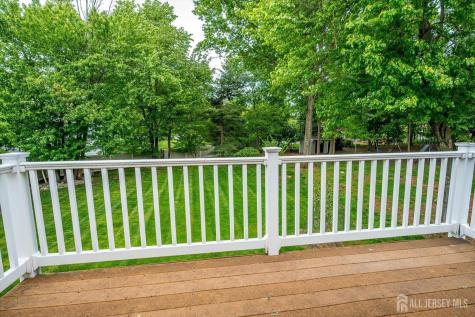 688 Grove Avenue Edison NJ 08820