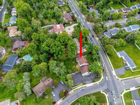 688 Grove Avenue Edison NJ 08820