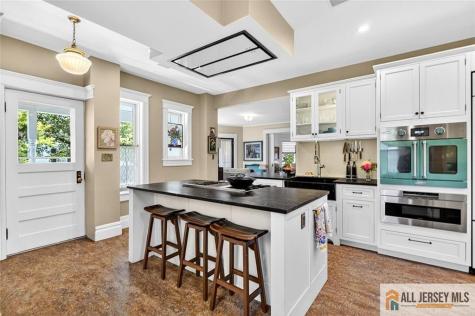 14 N Main Street Cranbury NJ 08512