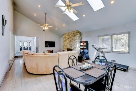6 Keen Lane Edison NJ 08820