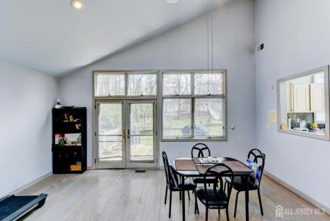 6 Keen Lane Edison NJ 08820
