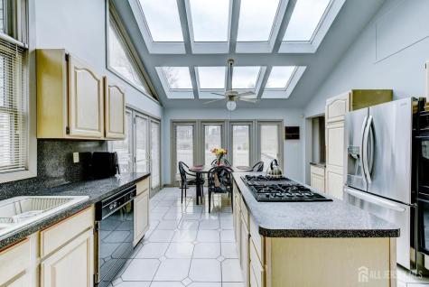 6 Keen Lane Edison NJ 08820
