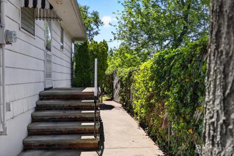 35 SE Nassau Street Clark NJ 07066