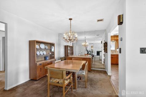 35 SE Nassau Street Clark NJ 07066