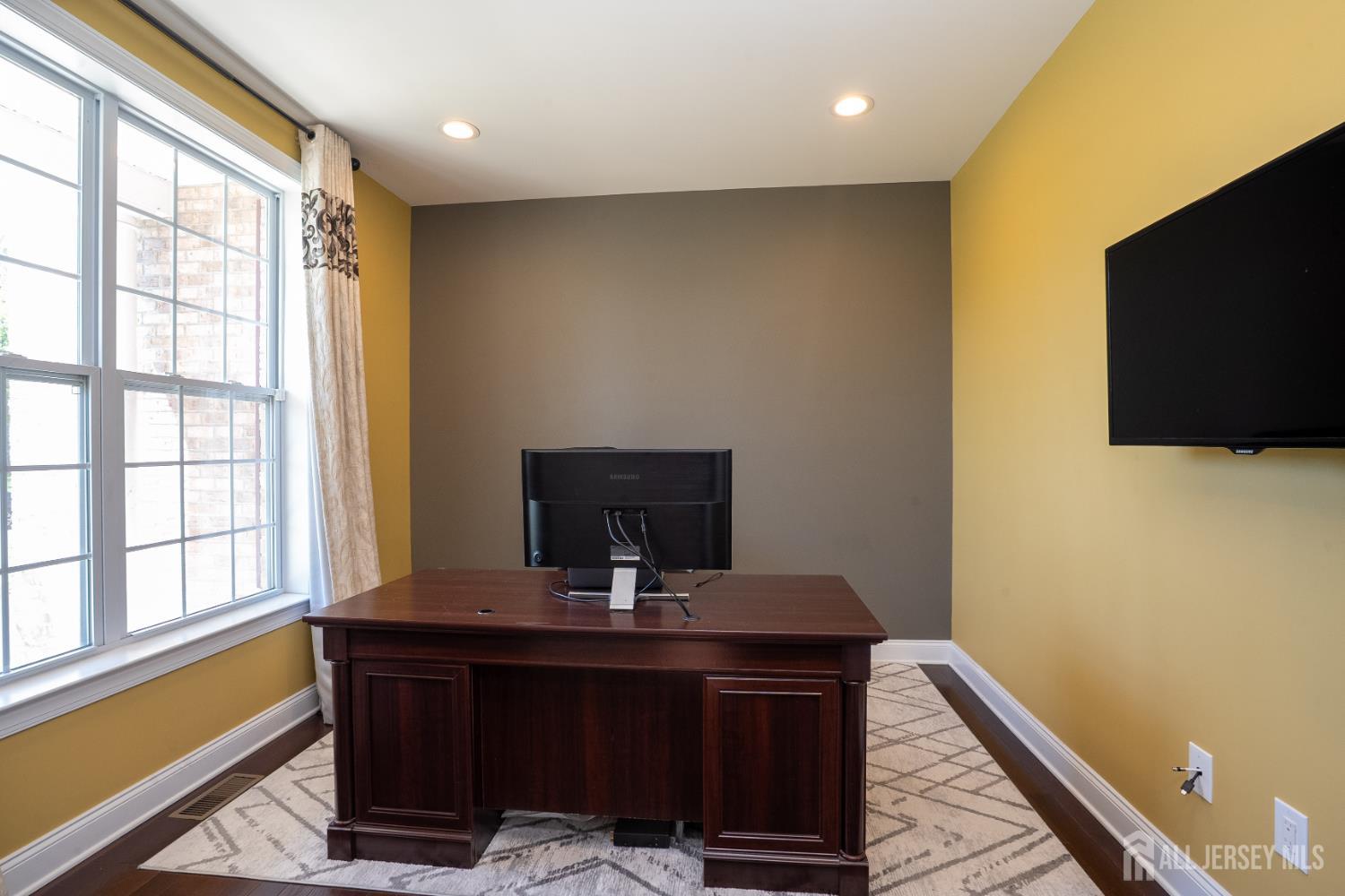 27 Greylynne Drive Monroe NJ 08831