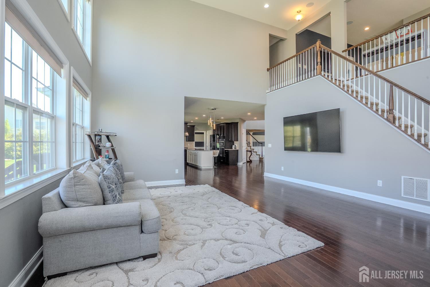 27 Greylynne Drive Monroe NJ 08831