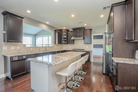 27 Greylynne Drive Monroe NJ 08831