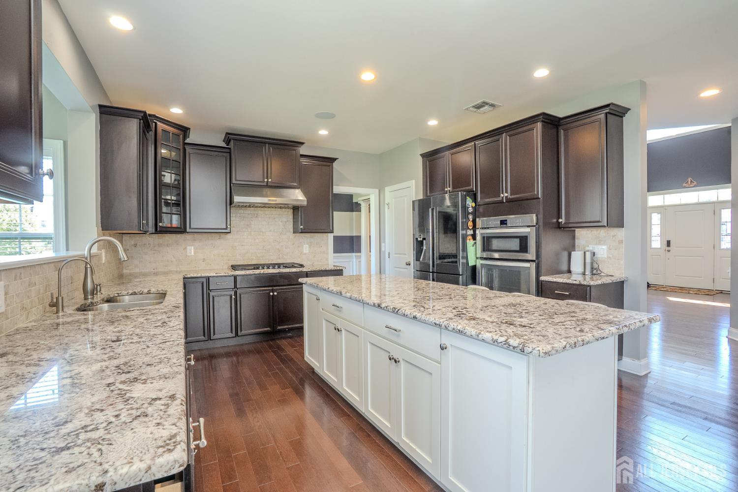 27 Greylynne Drive Monroe NJ 08831