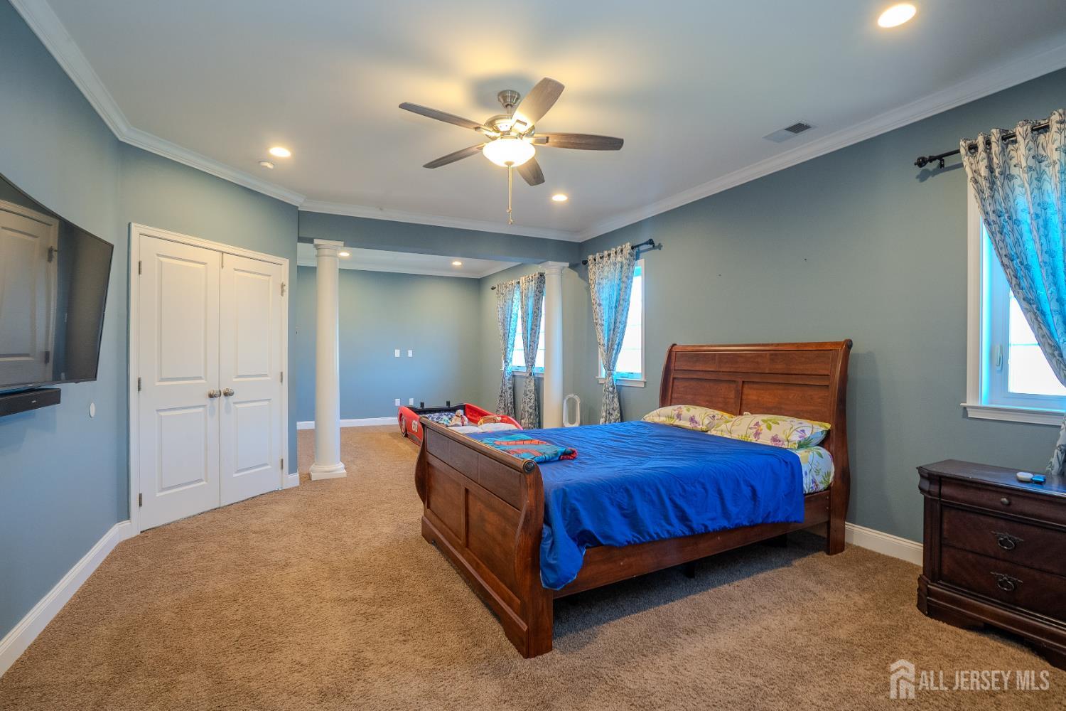 27 Greylynne Drive Monroe NJ 08831