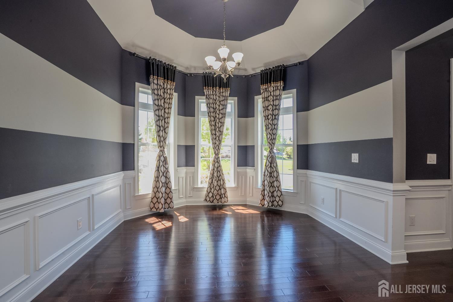 27 Greylynne Drive Monroe NJ 08831
