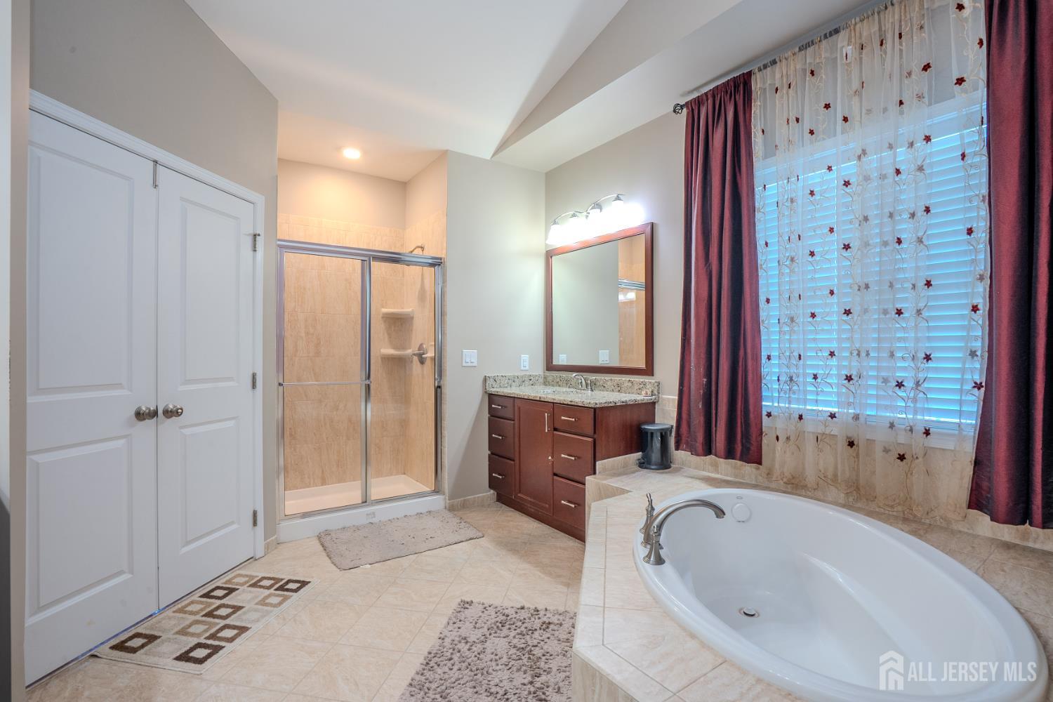 27 Greylynne Drive Monroe NJ 08831
