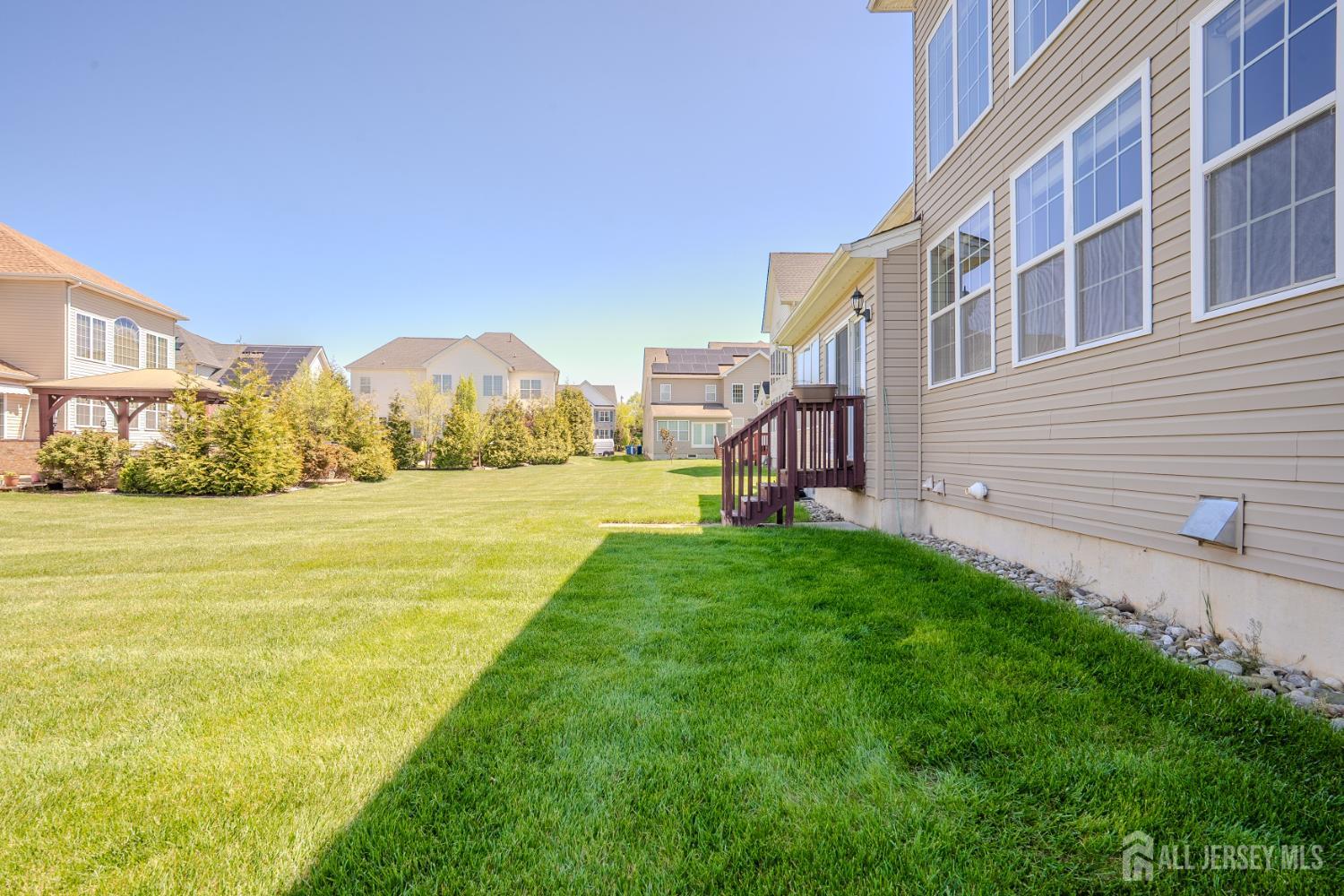 27 Greylynne Drive Monroe NJ 08831