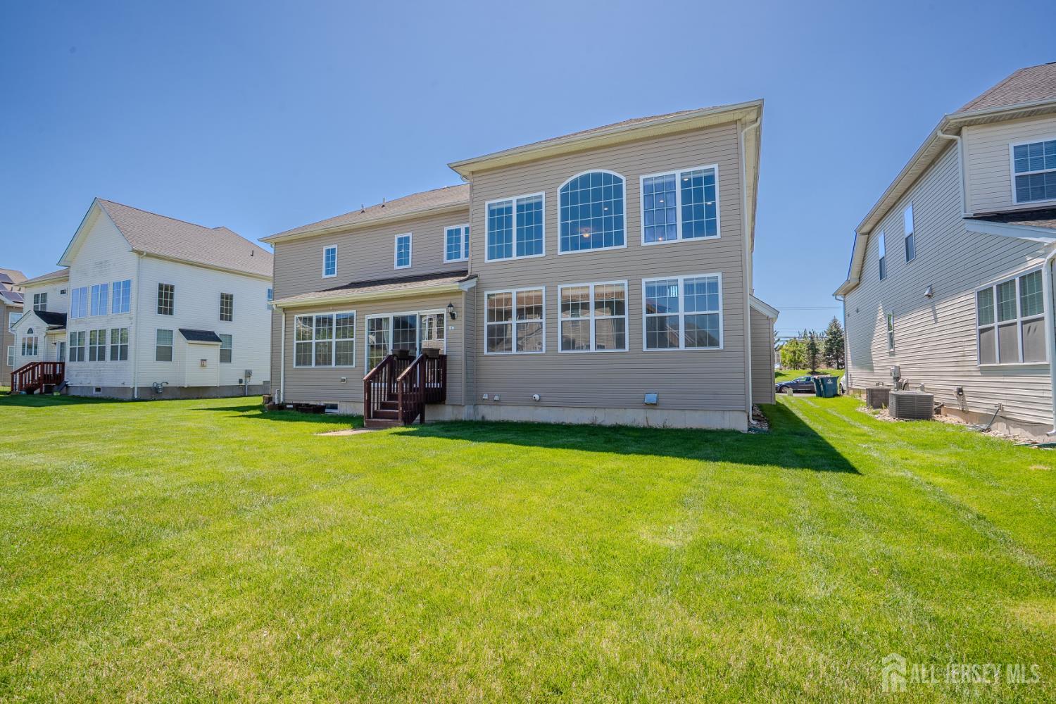 27 Greylynne Drive Monroe NJ 08831