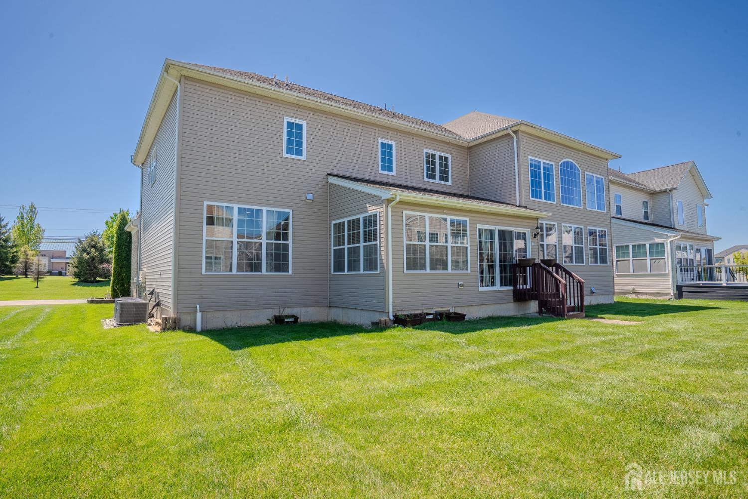 27 Greylynne Drive Monroe NJ 08831