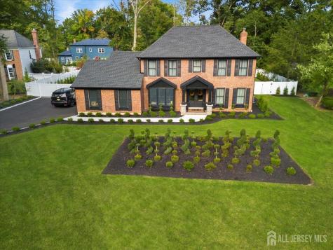 9 Wood Lake Court North Brunswick NJ 08902