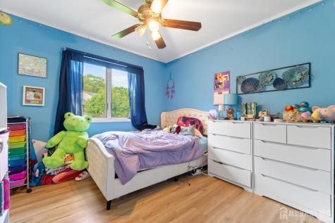 131 Redpine Loop Old Bridge NJ 08857