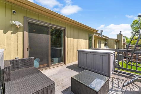 131 Redpine Loop Old Bridge NJ 08857