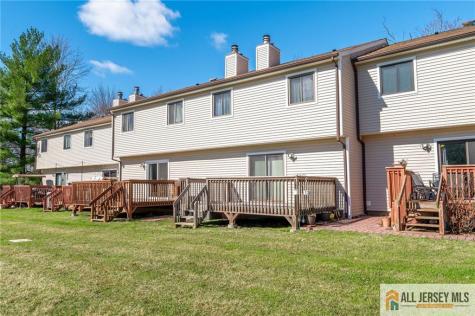 5 Lily Court Edison NJ 08820