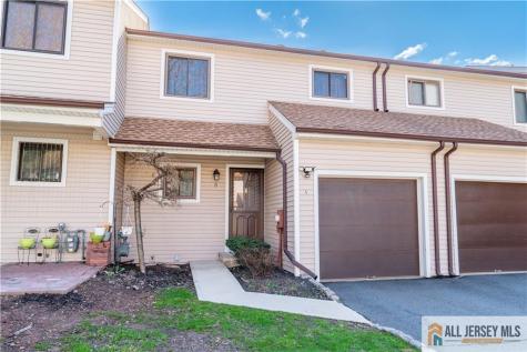 5 Lily Court Edison NJ 08820