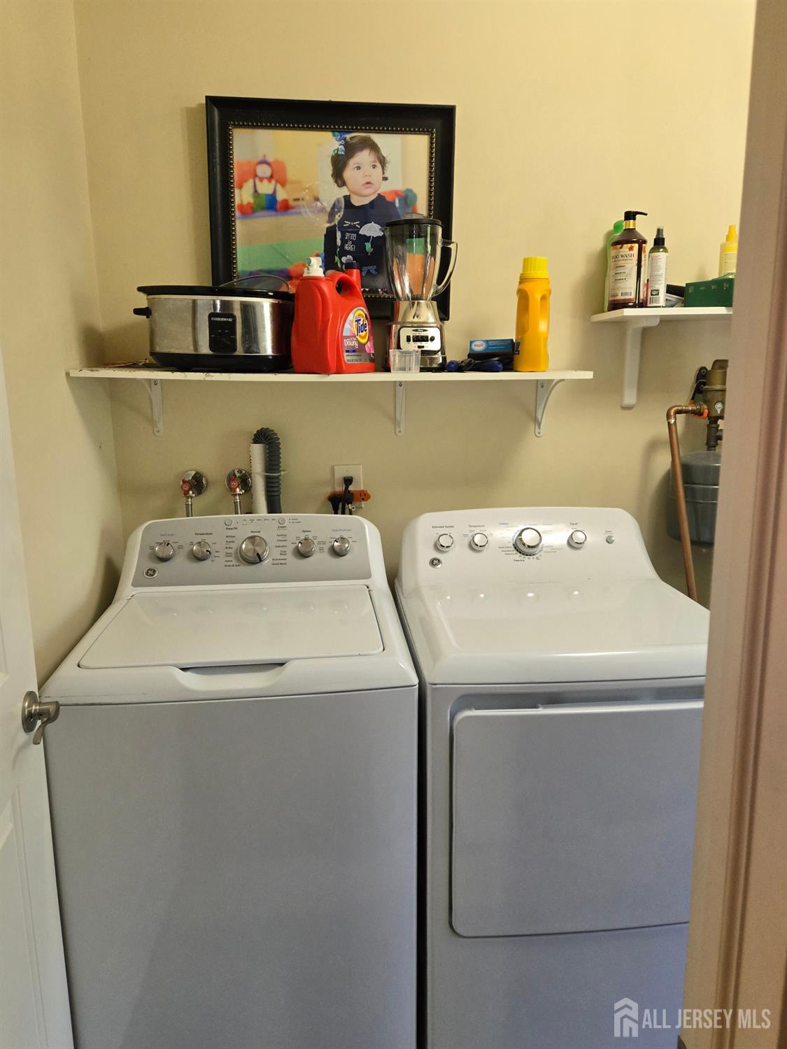 24 Newport Place Toms River NJ 08753