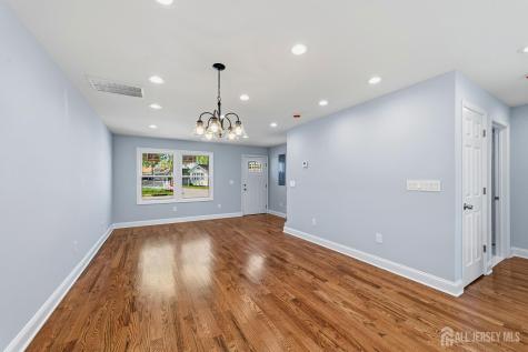 270 Alpine Way Old Bridge NJ 08879
