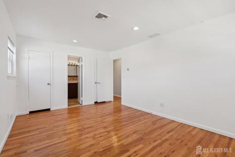 30 Rachel Terrace Piscataway NJ 08854