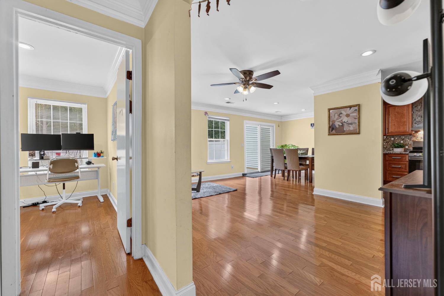 56 Woodbury Road Edison NJ 08820