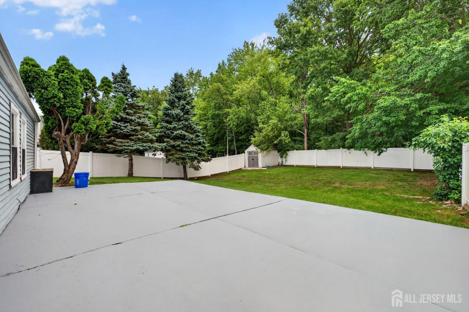 56 Woodbury Road Edison NJ 08820