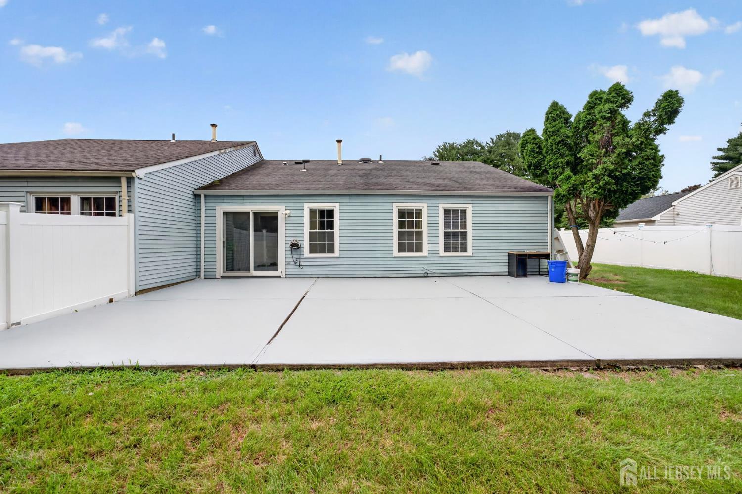 56 Woodbury Road Edison NJ 08820