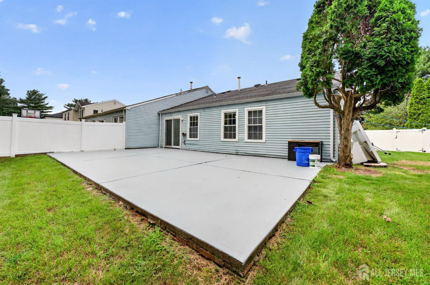 56 Woodbury Road Edison NJ 08820
