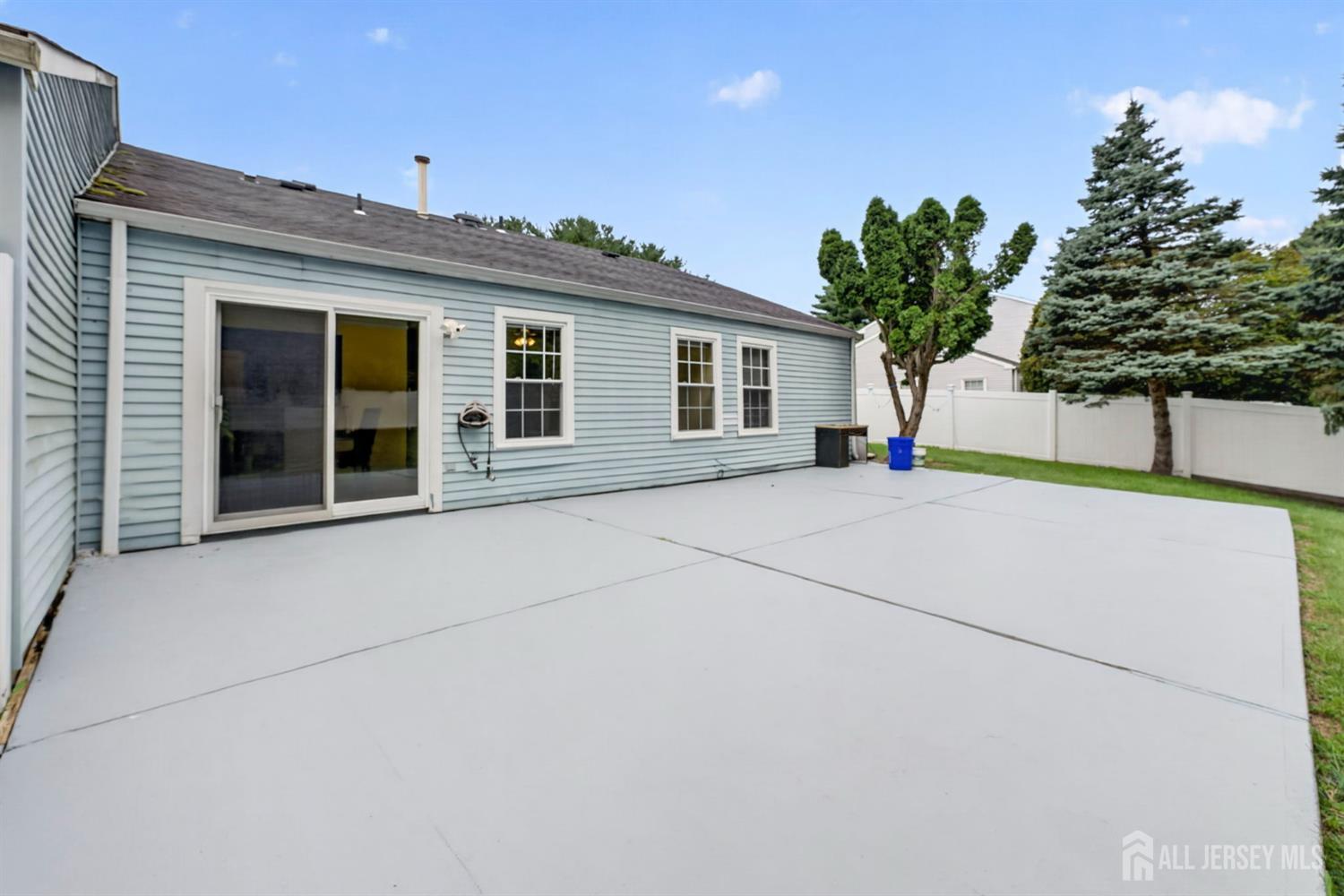 56 Woodbury Road Edison NJ 08820