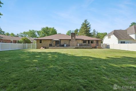 16 Cutter Avenue Edison NJ 08820