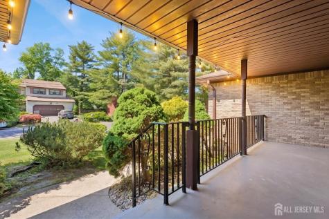 16 Cutter Avenue Edison NJ 08820