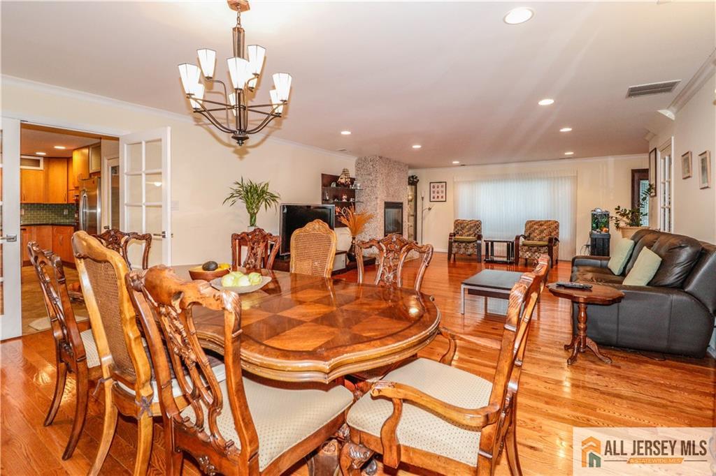 13 Ramsey Road Edison NJ 08820
