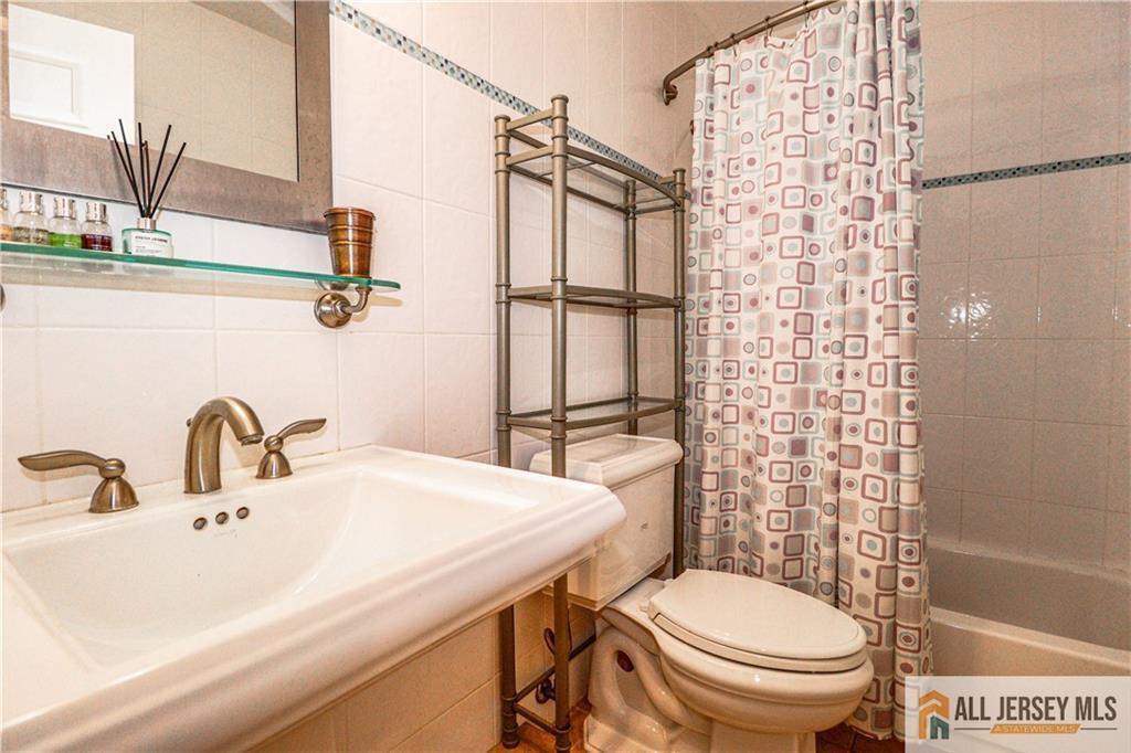 13 Ramsey Road Edison NJ 08820