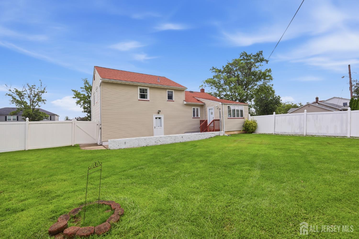 381 Carteret Avenue Carteret NJ 07008