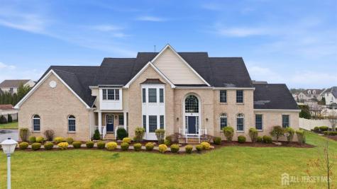 13 Linwood Drive Monroe NJ 08831